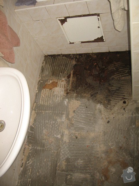 Přeštukování a dlažba v koupelně: IMG_2324
