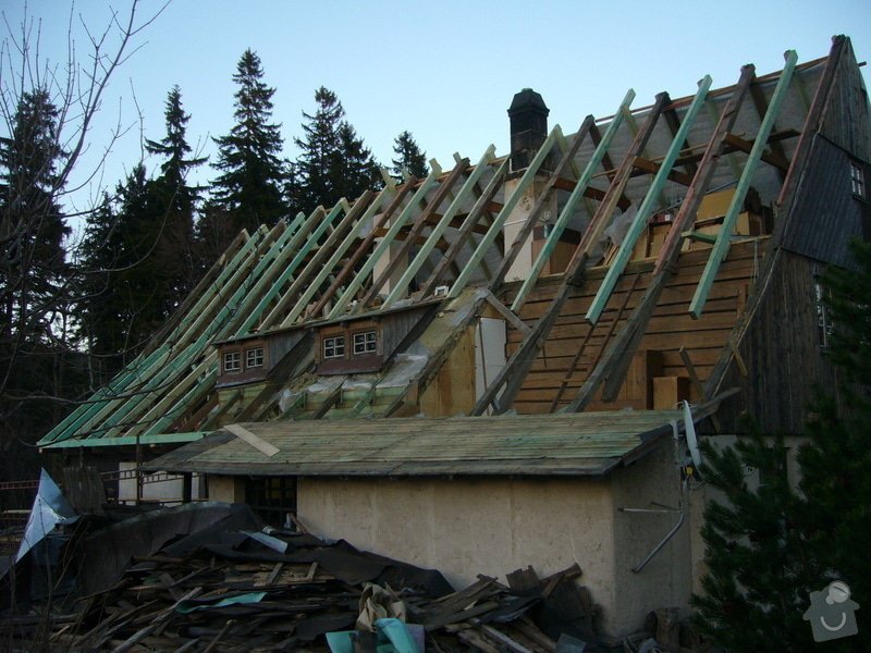 Rekonstrukce střechy: P1040435