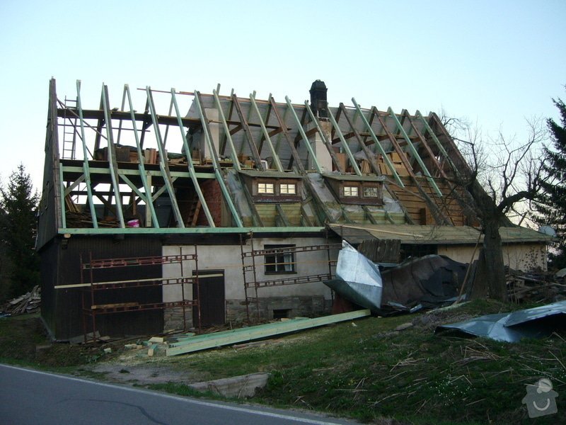 Rekonstrukce střechy: P1040436