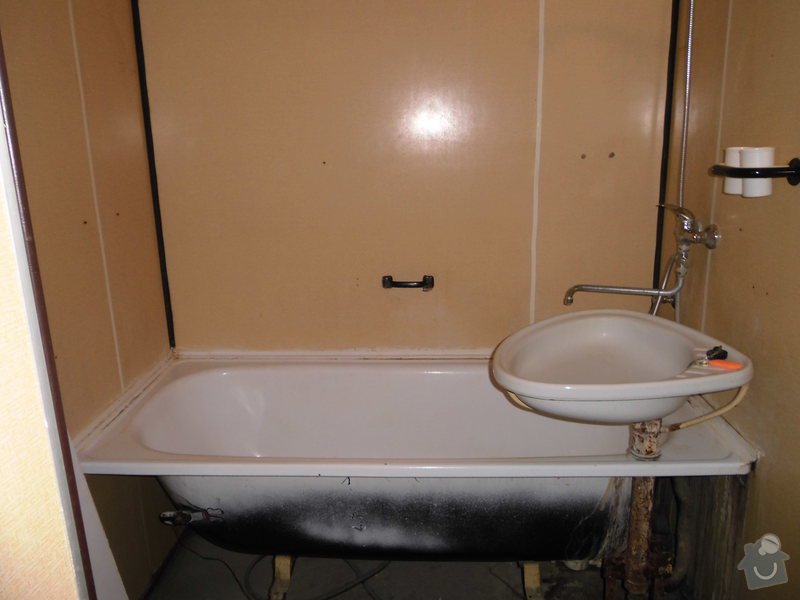 Předělání koupelny a WC z jádra v panelovém bytě: Koupelna