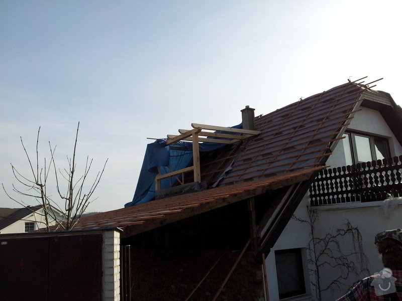 Výměna střechy a vybudování arkýře pro koupelnu: 2012-03-27_16.58.05