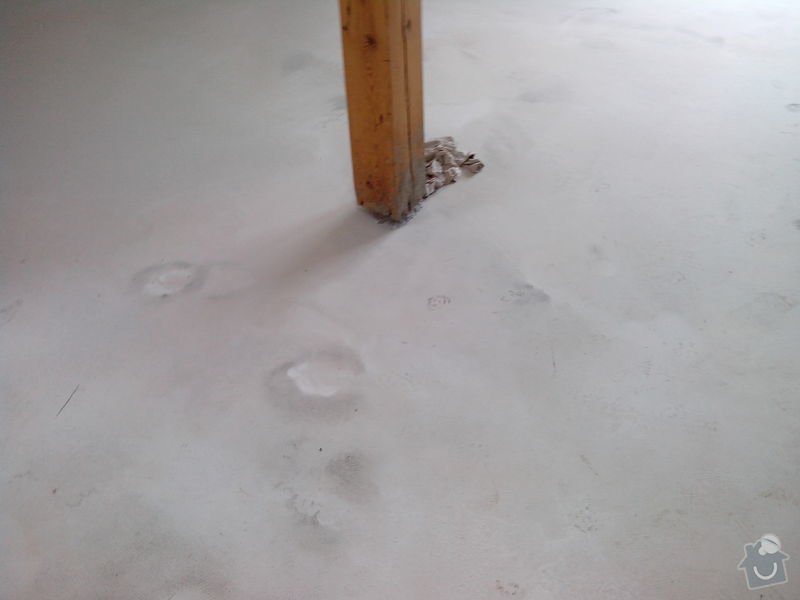 Oprava betonove podlahy v byte po spackane praci remeslnika: IMG_20130328_151822