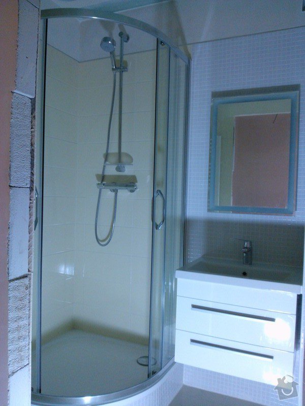 Rekonstrukce koupelny, předsíně, kuchyně: 20130427_105121_WP_000909
