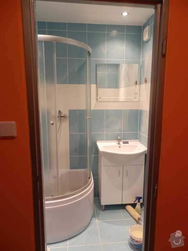 Rekonstrukce koupelny a jádra : P4240327