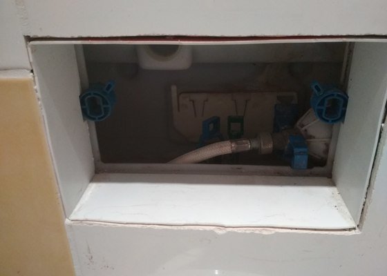 Výměna napouštěcího ventilu/plováku u záchodu, geberit - stav před realizací