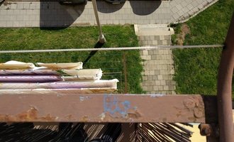 Nový nátěr balkonů - stav před realizací