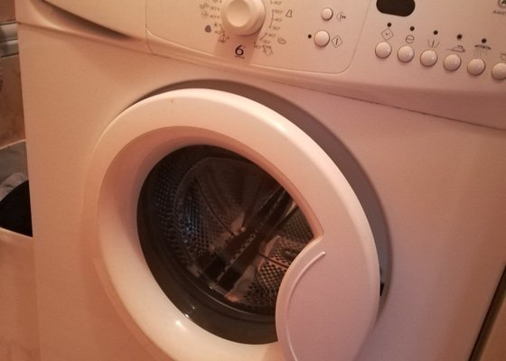 Oprava pračky - stav před realizací