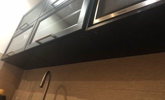 Instalace led pásků pod kuchyňské skříňky (zahloubení), 240cm - stav před realizací