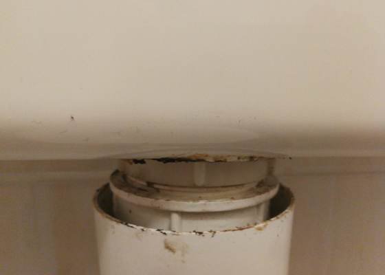 Oprava nadrzky na WC a vodovodni baterie