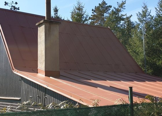 Oprava plechové střechy a nátěr