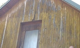 Nátěr dřevěné fasády