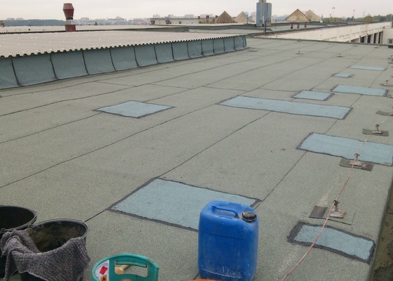 Oprava ploché střechy sklady Libuš
