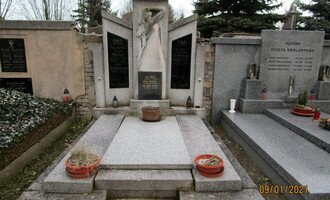 Oprava hrobu v Lounech - stav před realizací