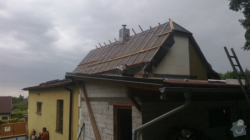 Zhotovení střechy: 2013-07-11-327