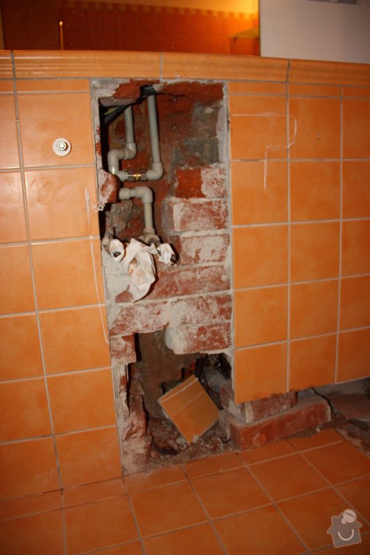 Obkladačské, zednické a instalatérské práce v koupelně: IMG_6609