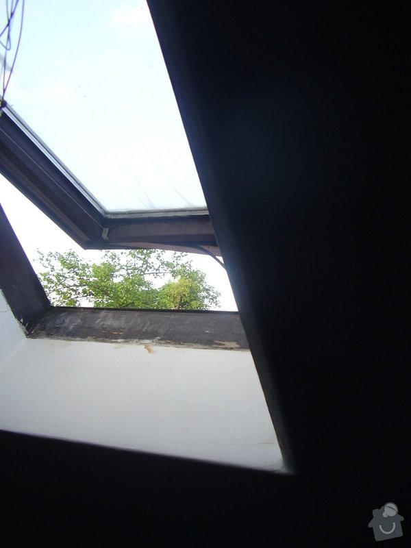 Výměna střešního okna s opravou: Pudni_okno_002