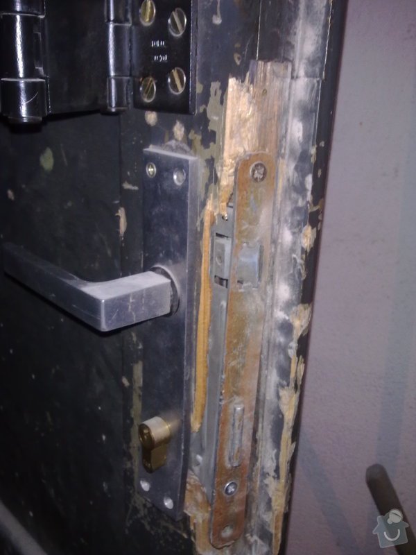Oprava starých dřevěných dveří a futer.: 09092013382