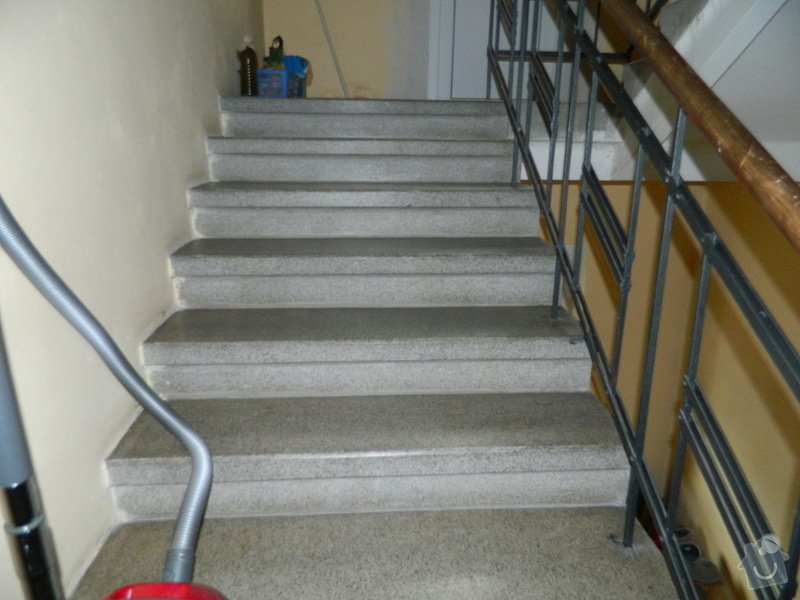 Rekonstrukce schodiště v rodinném domě: DSCN3968