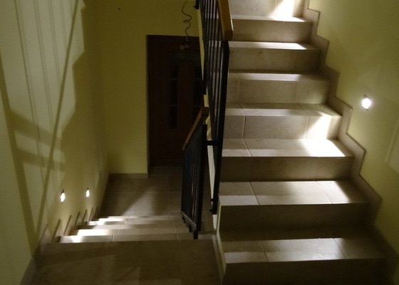 Osvětlení schodiště