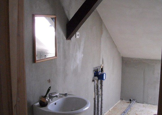 Renovace koupelny v půdním bytě