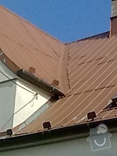 Nátěr plechové střechy na rod. domku: Obraz0557