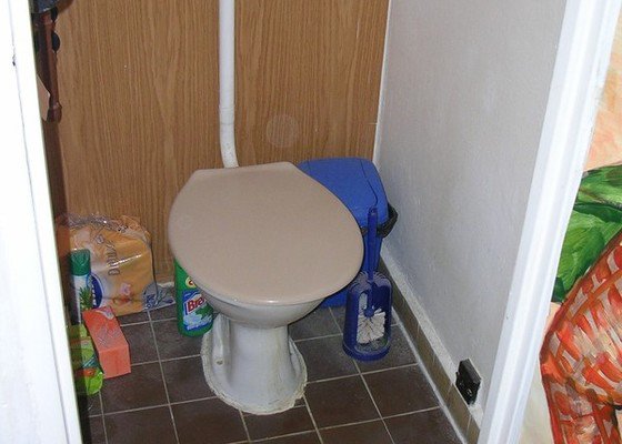 Oprava protékajícího záchodu