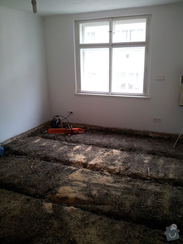 Pokládka dřevěné podlahy (parkety, prkna) + materiál: 20131231_111200_u