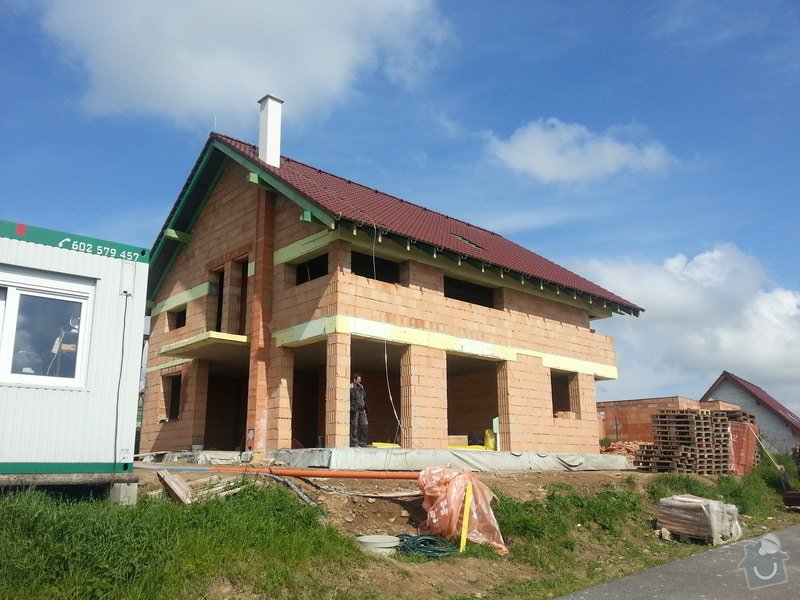 Stavba rodinného domu: 20130524_100402