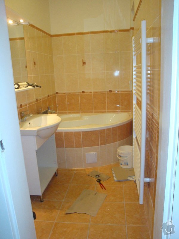 Rekonstrukce koupelny a toalety + další zednické práce: DSC07519