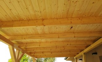 Stavba dřevěné pergoly k domu