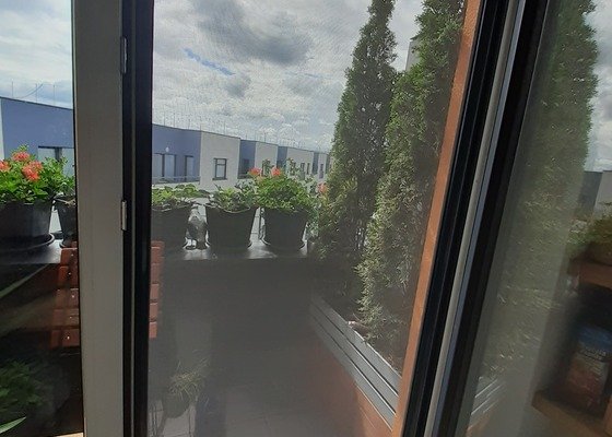 Posuvná síť do balkonových dveří 232 x 92 cm