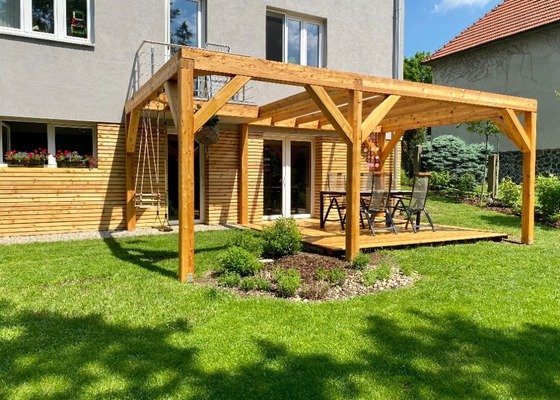 Terasa,pergola,fasáda - vše sibiřský modřín