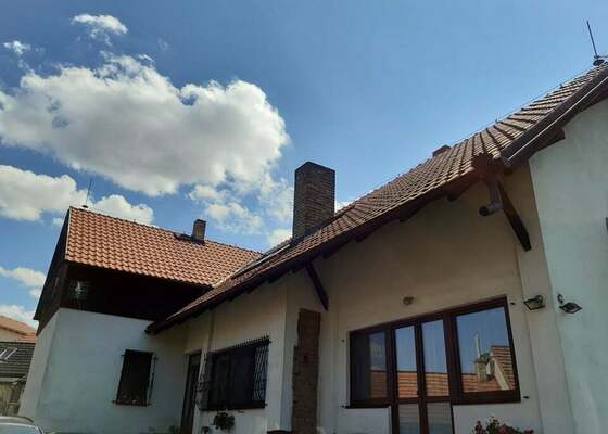 Revize a oprava střechy na RD - Praha 11 - stav před realizací