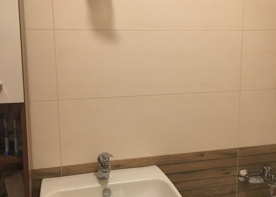 Montáž skříněk v koupelně vč. napojení umyvadla