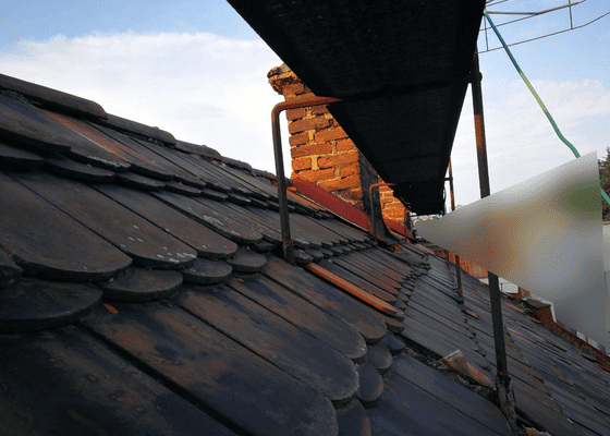 Provizorní oprava střechy