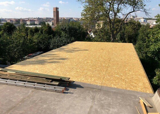 Sháním provedení foliové střechy pergoly rozměr 8,8 x 5,05 m, sklon 3%.