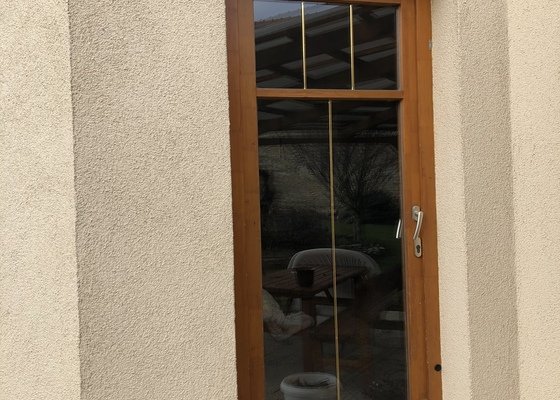 Prosklené dveře do zahrady