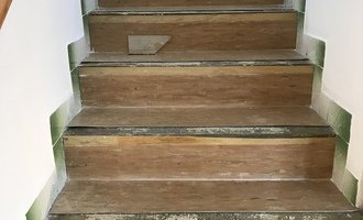Obložení betonových schodů vinylovou podlahou