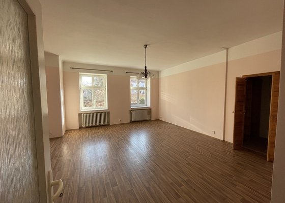 Renovace bytu 2kk (stěny, podlaha)
