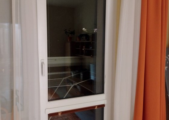 Seřízení plastových oken a balkonových dveří, příp. i vnitřních dveří v bytě