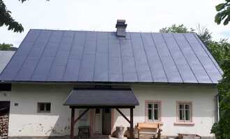 Oprava střechy - nátěr plechové střechy