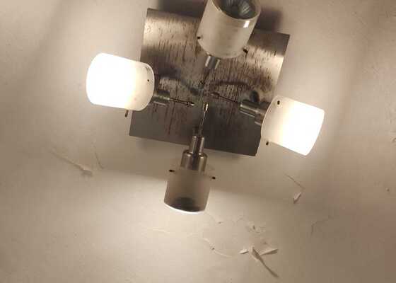 Oprava stropu v koupelně + výměna světla a ventilátoru