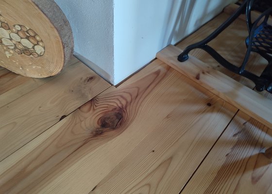 Olištování dřevěné podlahy