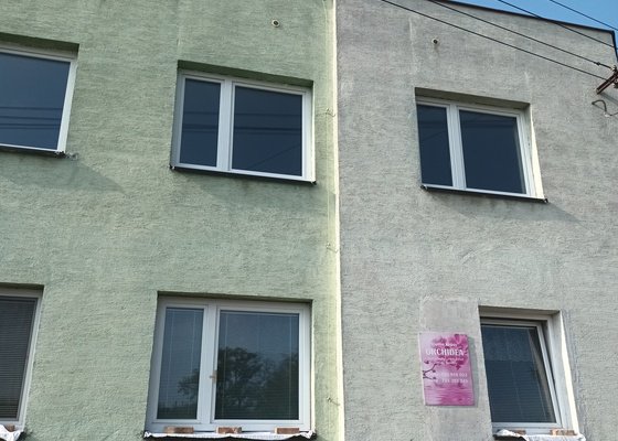 Instalace nových oken vč. parapetů a žaluzií