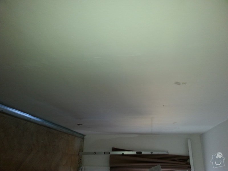 Odhlučnění stropu a stěny v paneláku.: 20140106_092158
