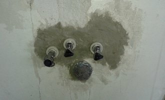 Instalatérská práce (výměna vodovodů +odpad v panelovém jádře)