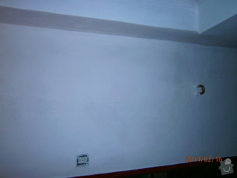 Instalatérská práce - instalace žebříkového radiátoru: P2160068