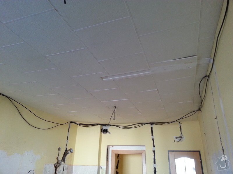 SDK strop/OSB podlaha/kosmetika stěn: 20140224_102809