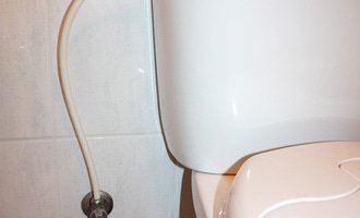 Výměna nádrže k WC za úsporný systém - stav před realizací