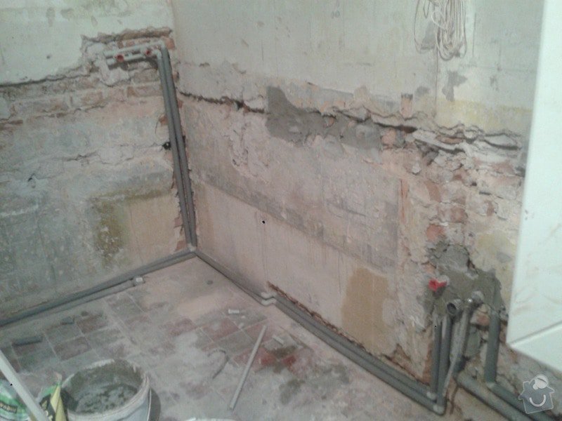 Rekonstrukce koupelny: 20140407_081939